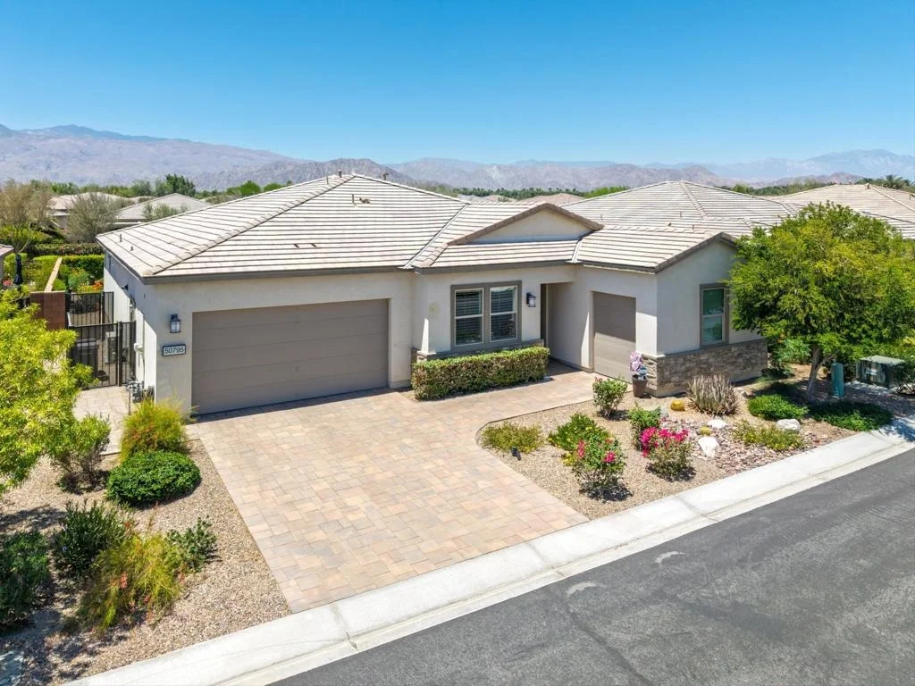 Photo of 50795 Harps Canyon Drive
