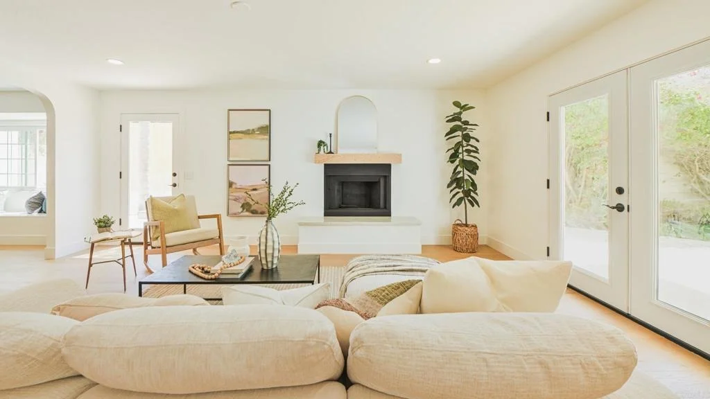 Photo of 2399 Ivy Road