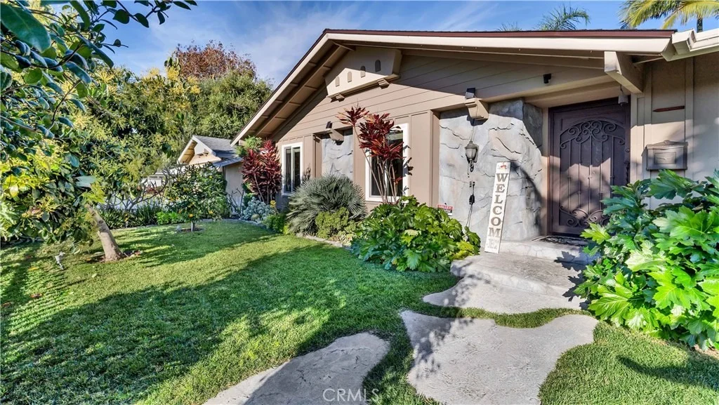 Photo of 2129 N Pine
