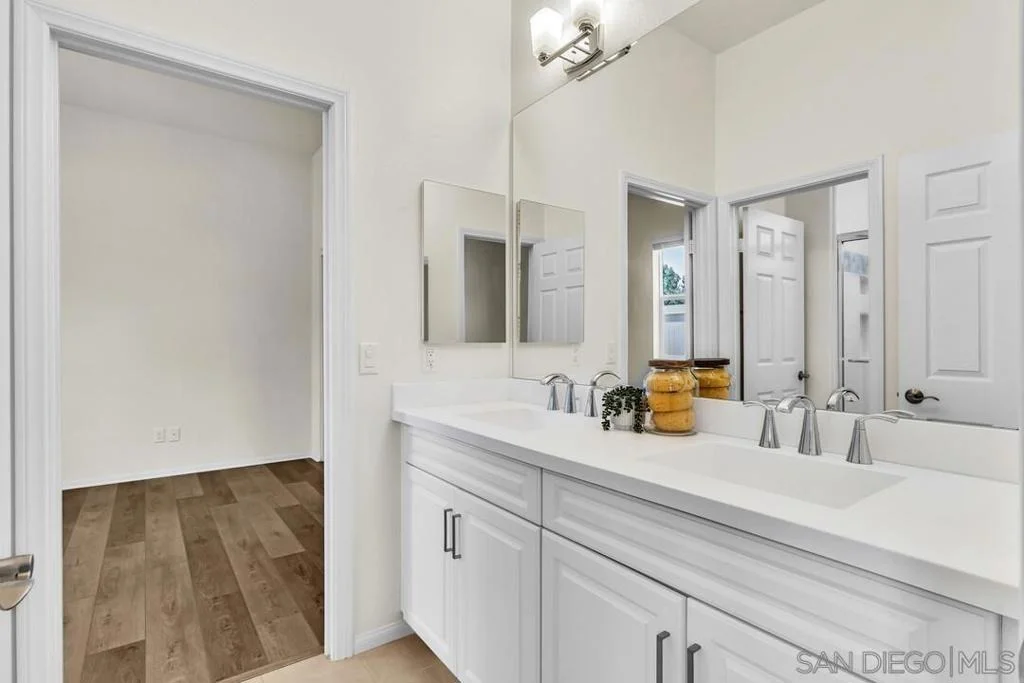 Photo of 1949 Estancia Pl