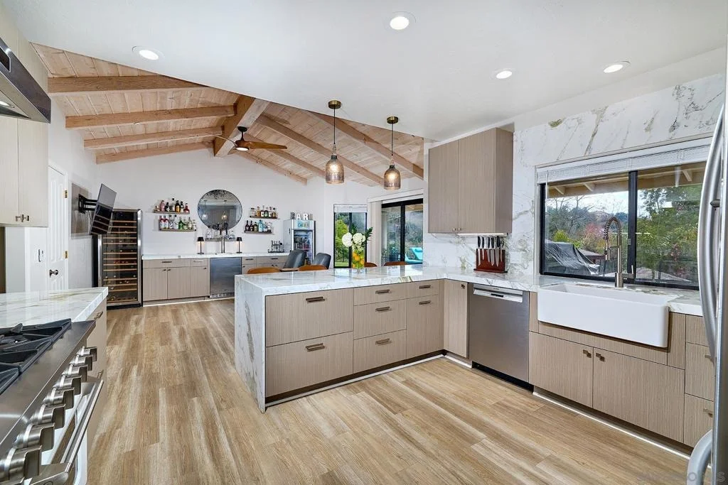 Photo of 3064 Live Oak Park Rd