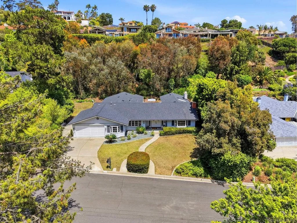 Photo of 6859 Avenida Andorra
