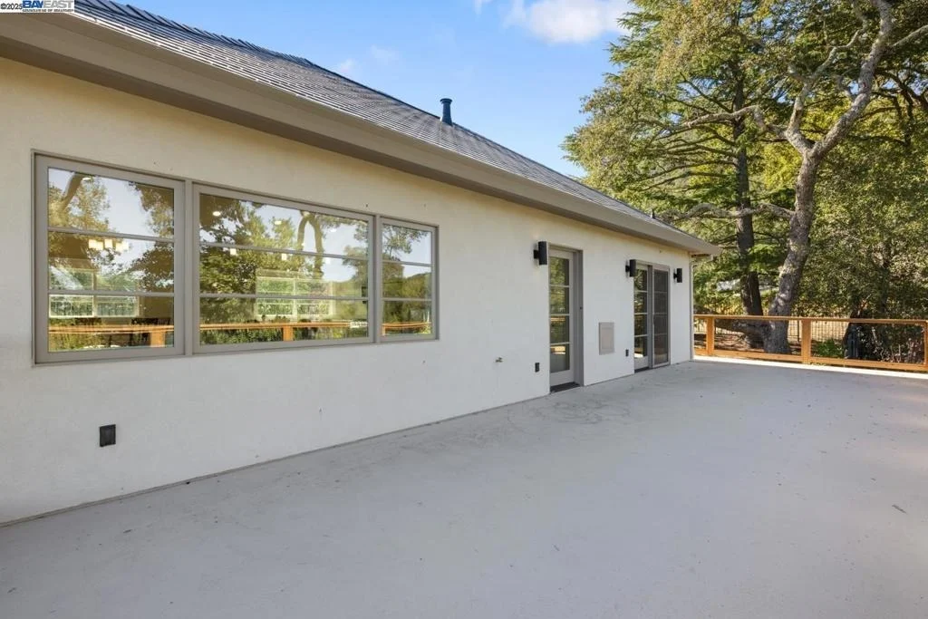 Photo of 700 Clipper Hill