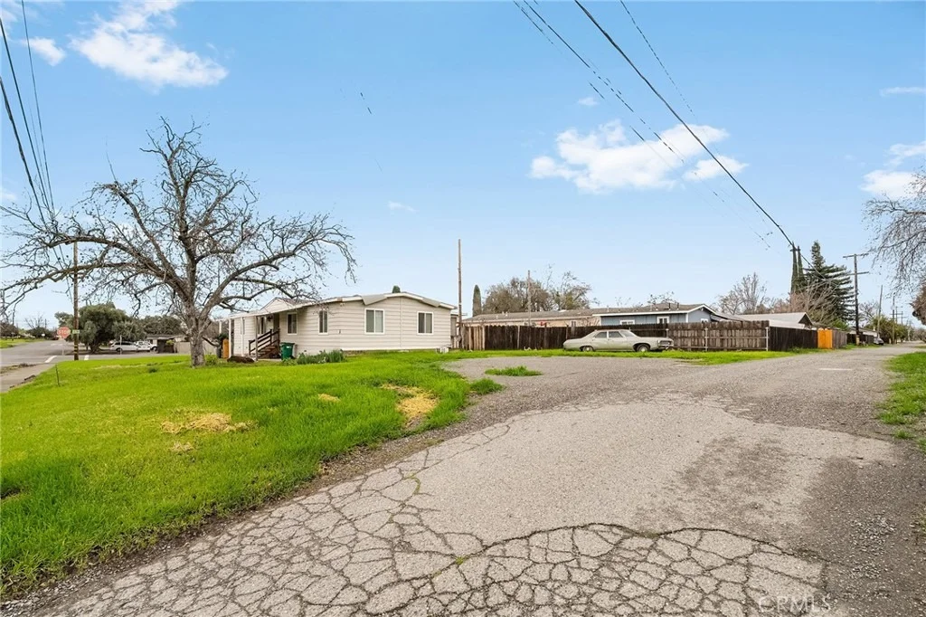 Photo of 451 4th Street