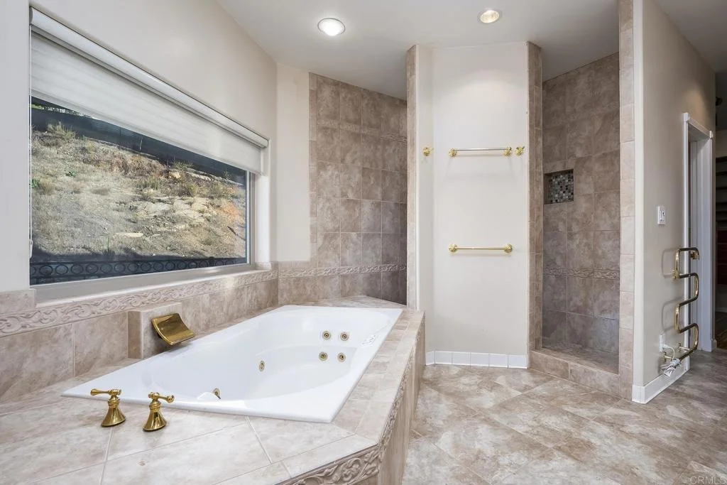 Photo of 11687 VALLE VISTA RD