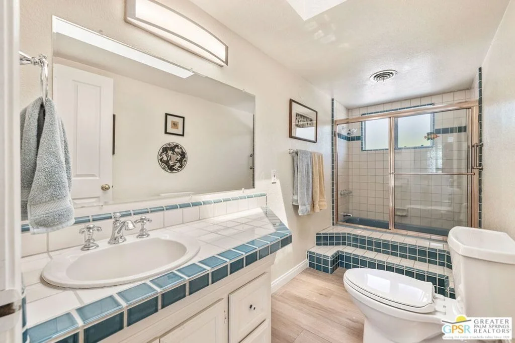 Photo of 73940 Mountain View Avenue