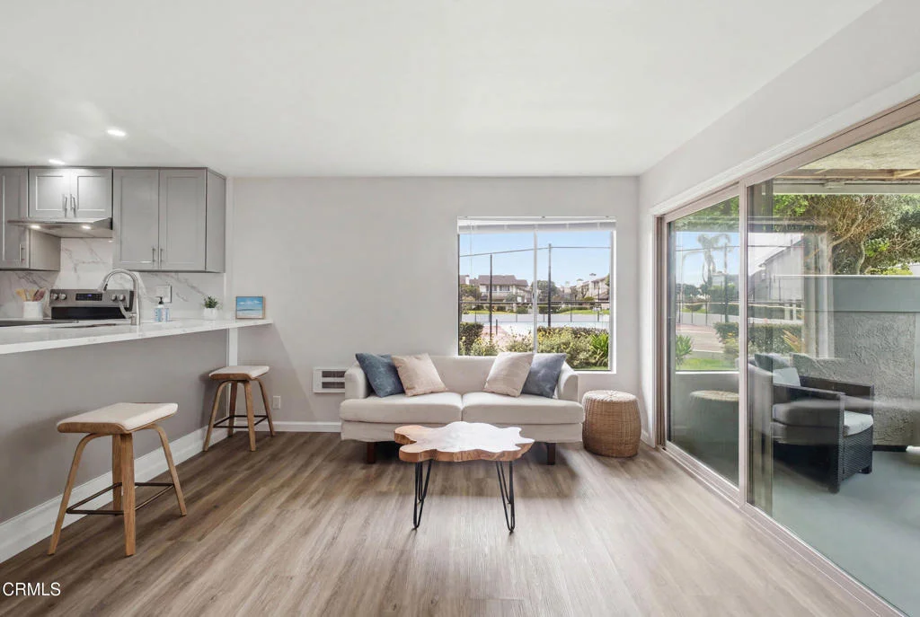 Photo of 3107 Harbor Boulevard
