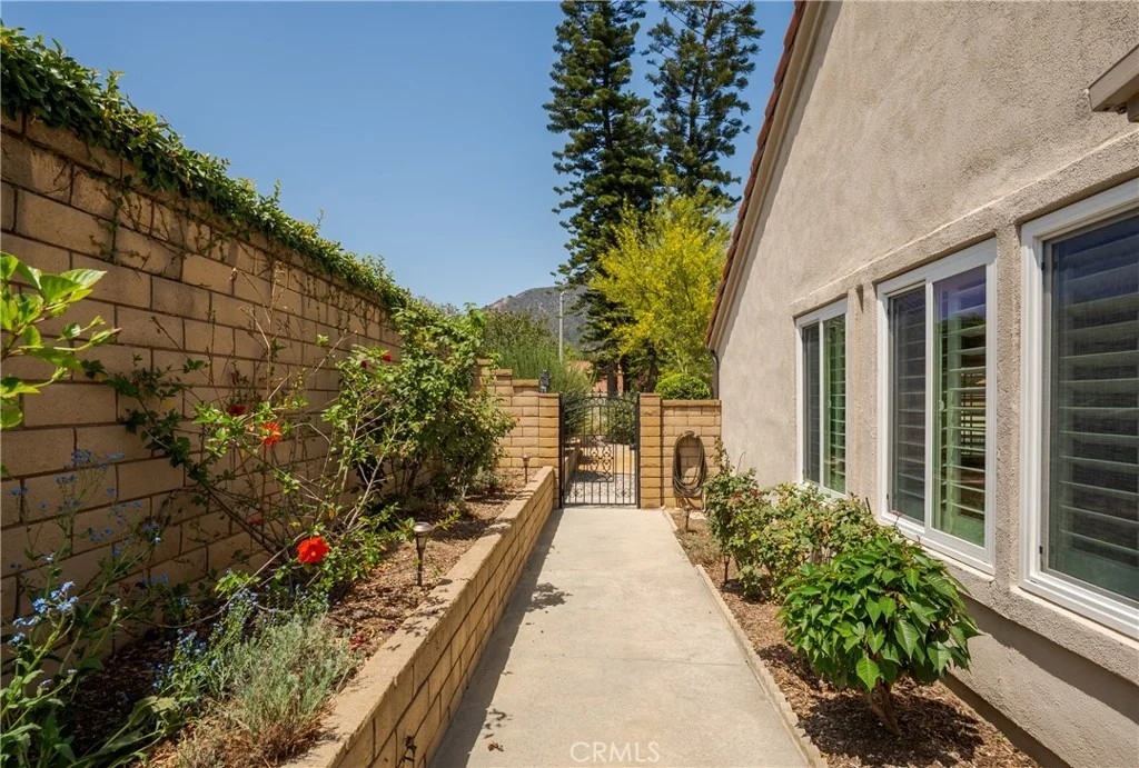 Photo of 2528 Sloan