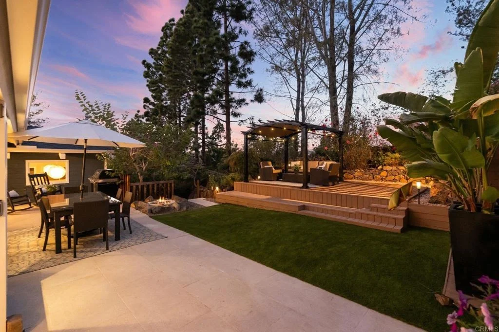 Photo of 765 Val Sereno Drive