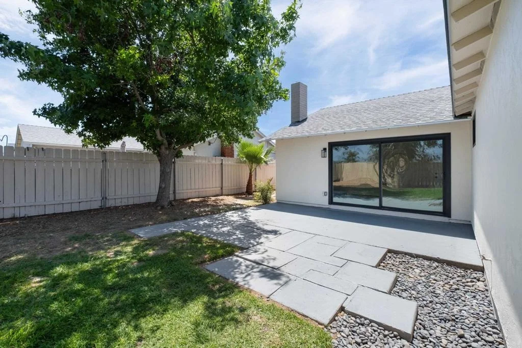 Photo of 10355 Lairwood Drive