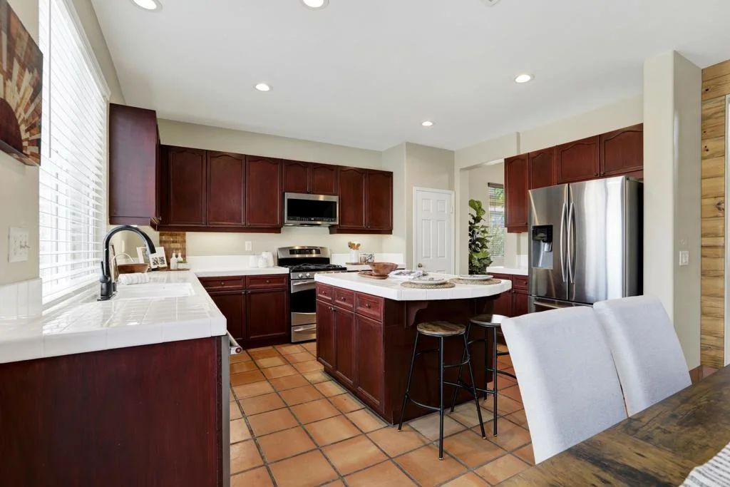 Photo of 40865 Robards Way