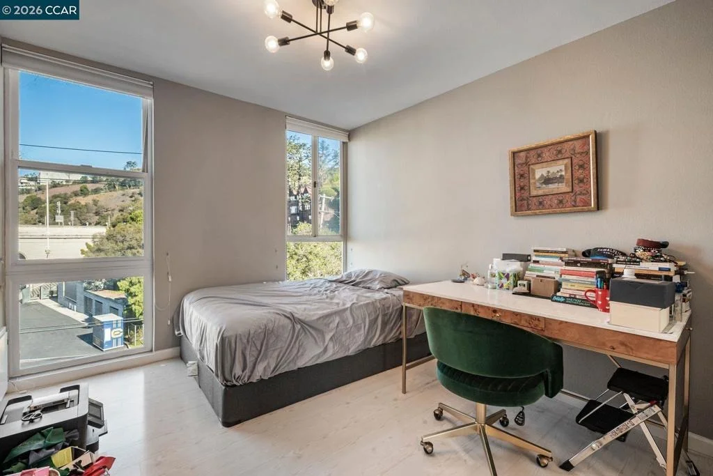 Photo of Unit 304 at 2 Panoramic Way