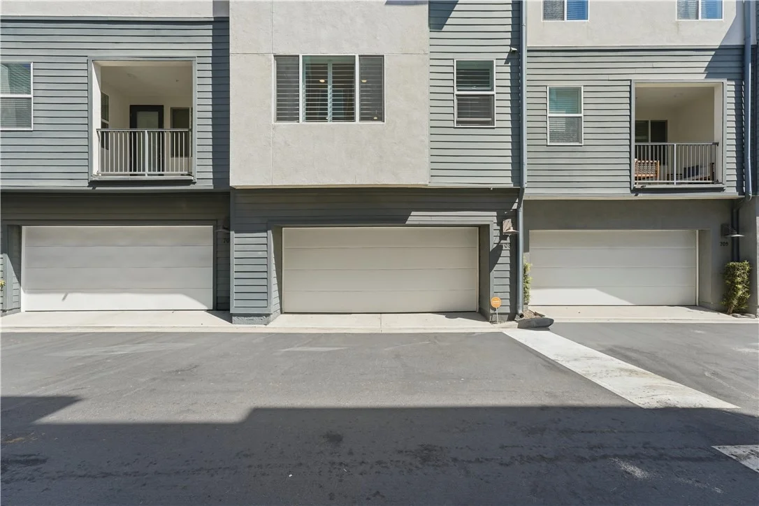 Photo of Unit 708 at 9942 Artesia Boulevard