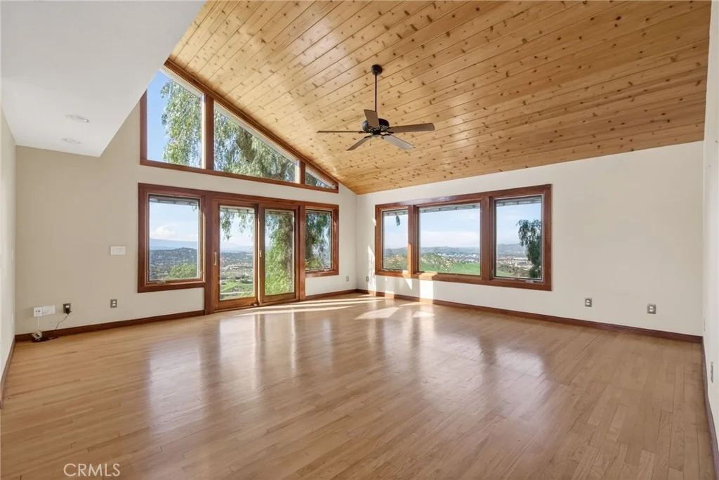 Photo of 20682 Hill Top Drive