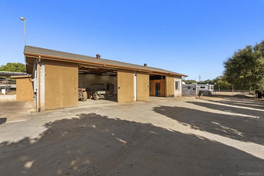 Photo of 29481 Miller