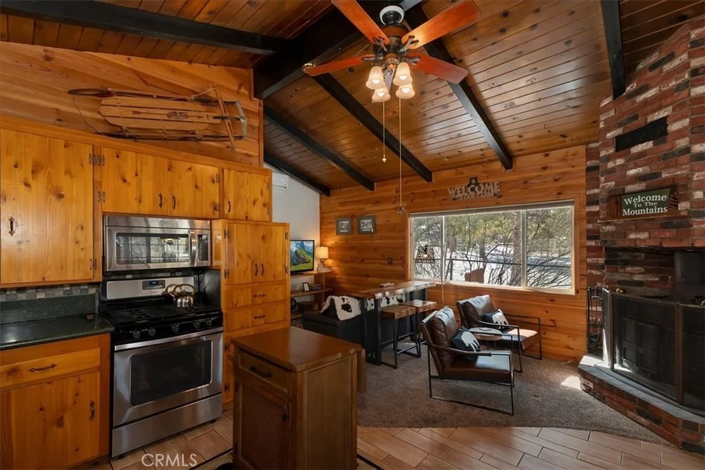 Photo of 39975 Ohio Lane