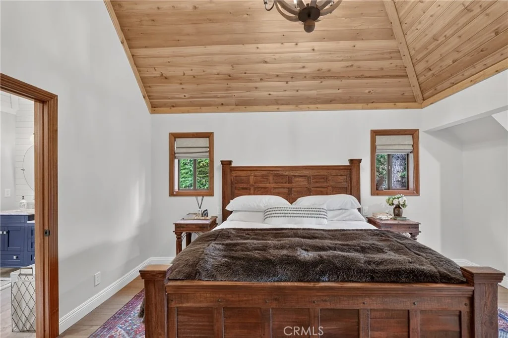 Photo of 27779 West Shore