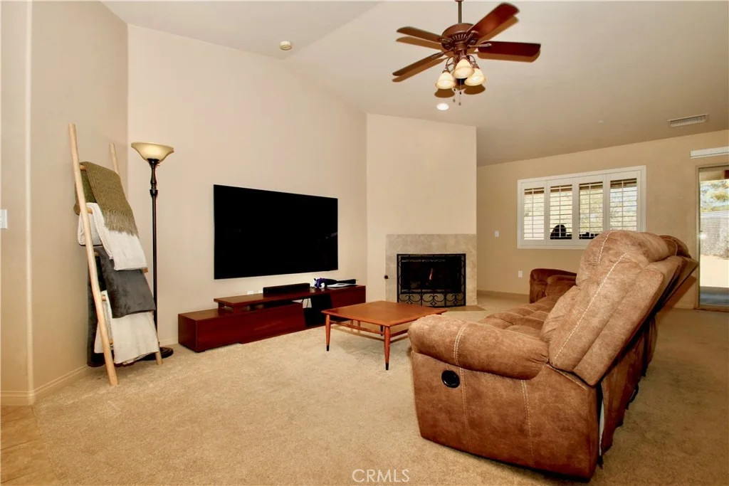 Photo of 58763 La Mirada