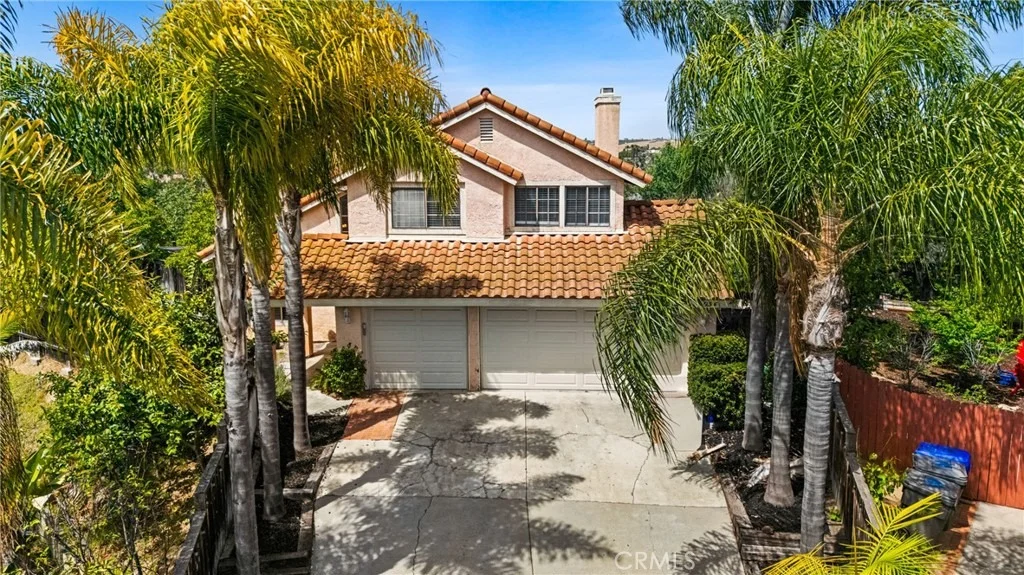 Photo of 1034 Bridle Path