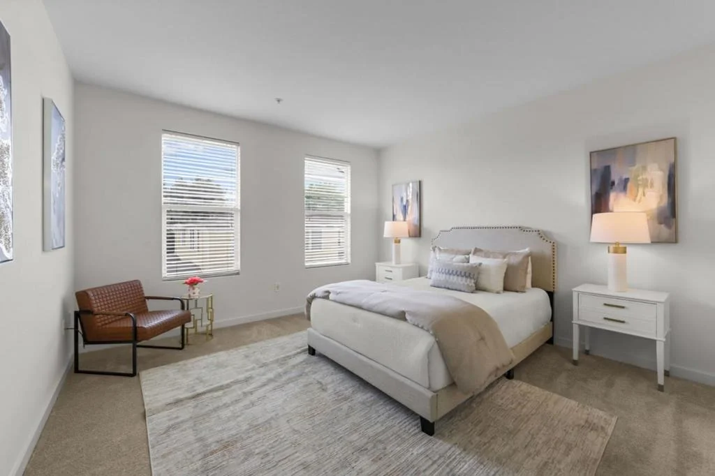 Photo of Unit 306 at 4463 Hyde