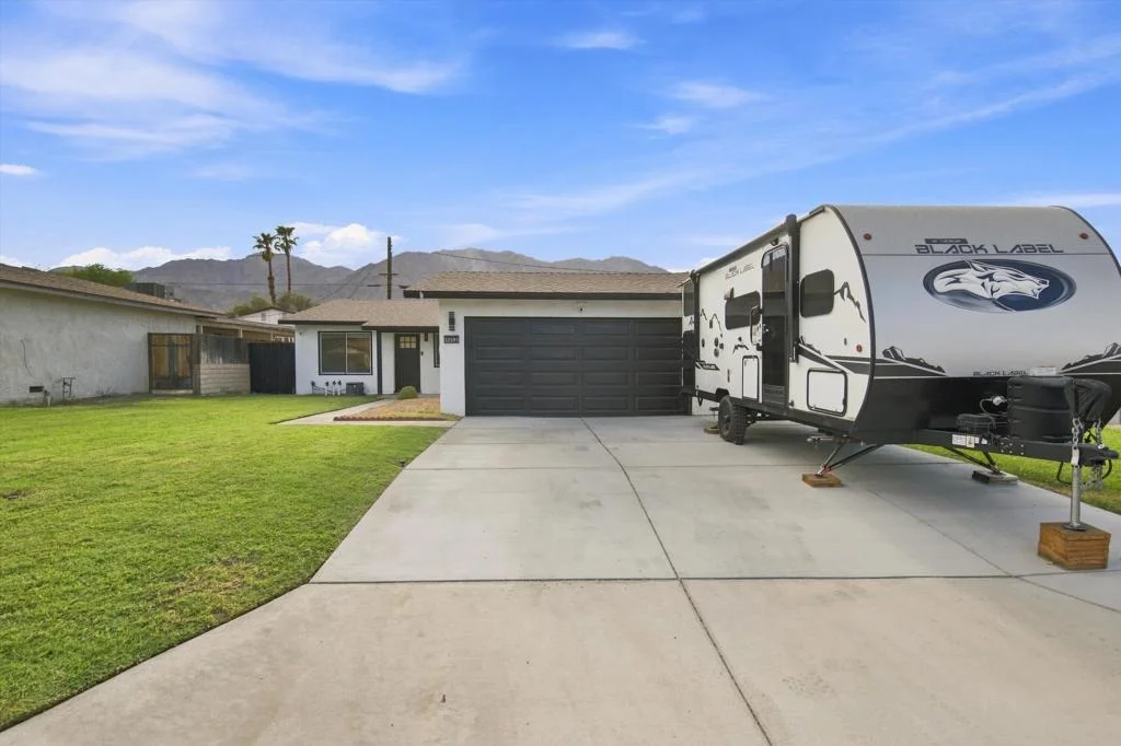 Photo of 52591 Avenida Martinez