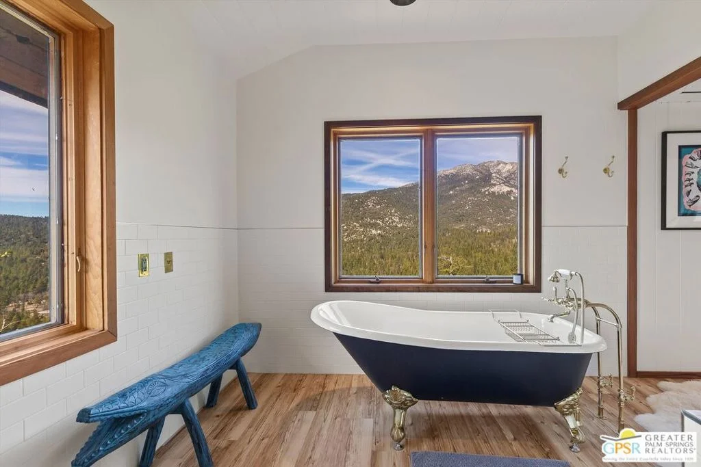 Photo of 54620 Crest Drive