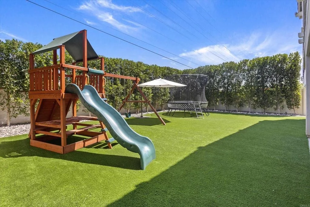 Photo of 250 Treasure Drive
