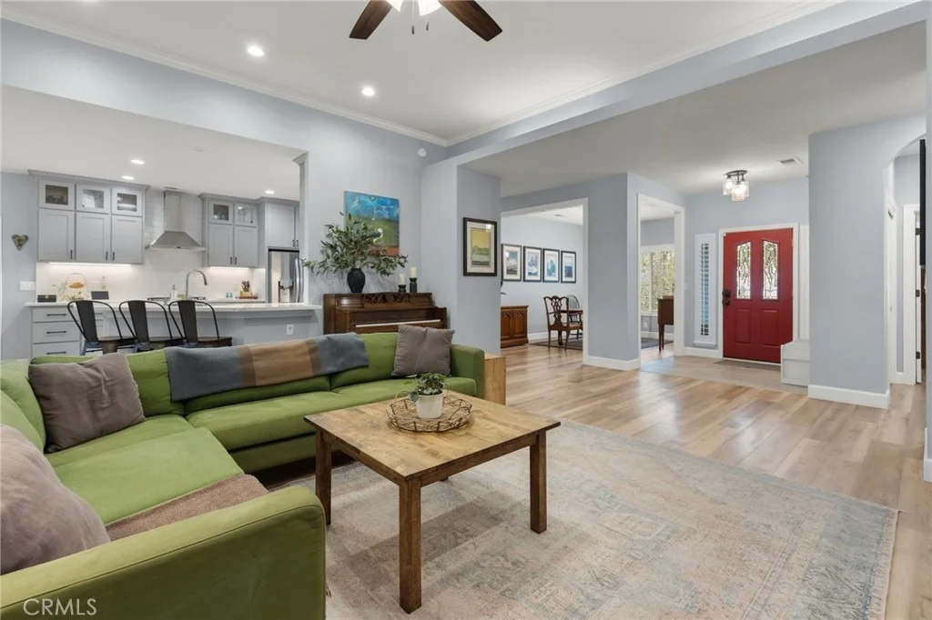 Photo of 747 Hastings Street