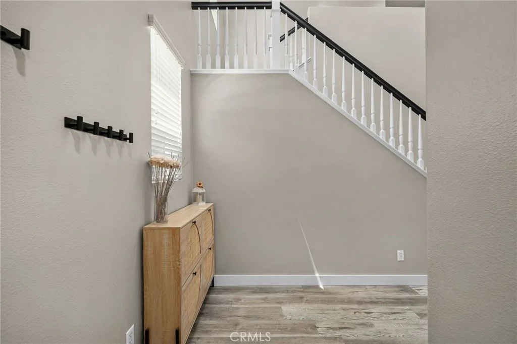 Photo of 34293 Crenshaw
