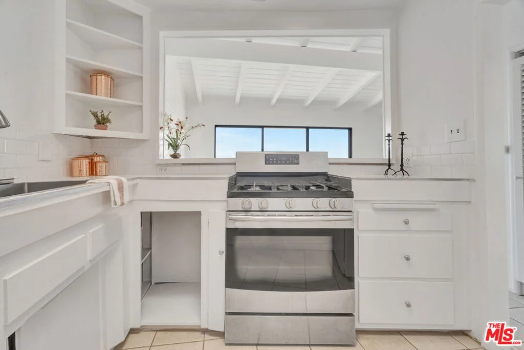 Photo of 25330 Malibu Road