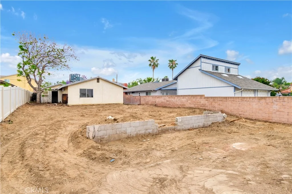 Photo of 1113 Olivine