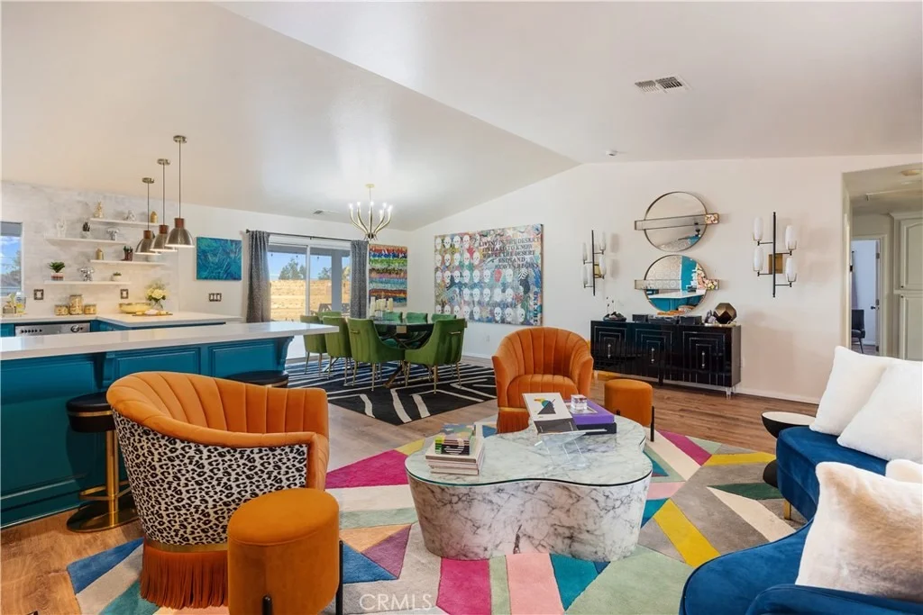 Photo of 60852 La Mirada