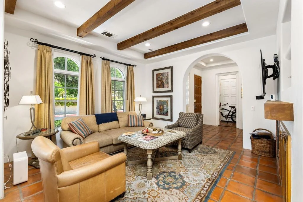 Photo of 77140 Vista Flora