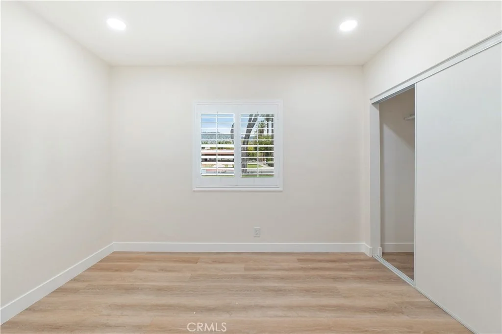 Photo of 662 E Foothill