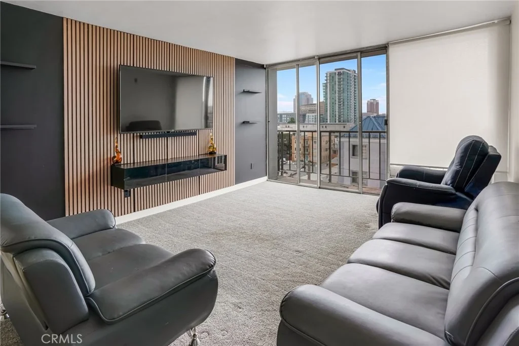 Photo of Unit 607 at 375 Atlantic Avenue