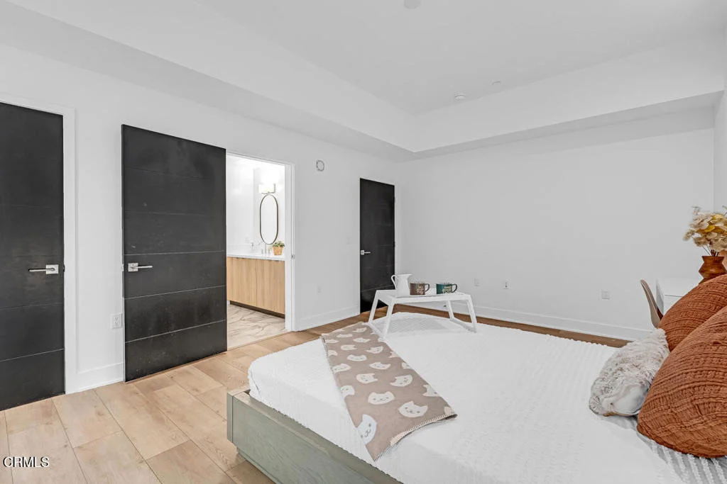Photo of Unit 310 at 178 S Euclid Avenue
