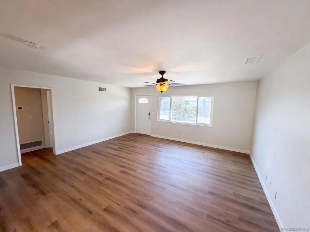 Photo of 3924 Grandon