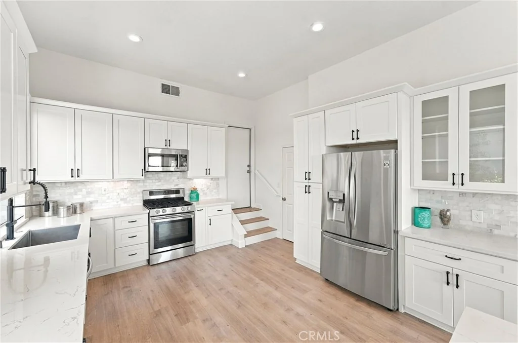 Photo of 6226 E Cliffway Drive