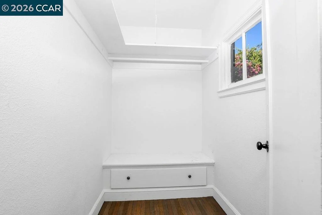 Photo of 915 Brown Street