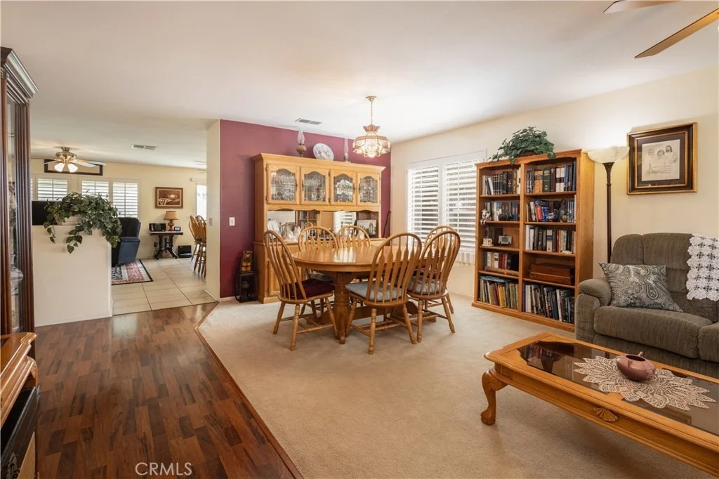 Photo of 1686 Lakeside