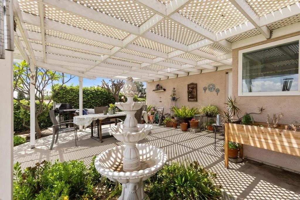 Photo of 1573 Villa Crest Drive
