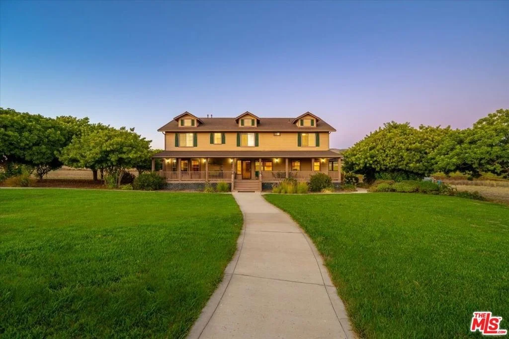 Photo of 230 Hans Place