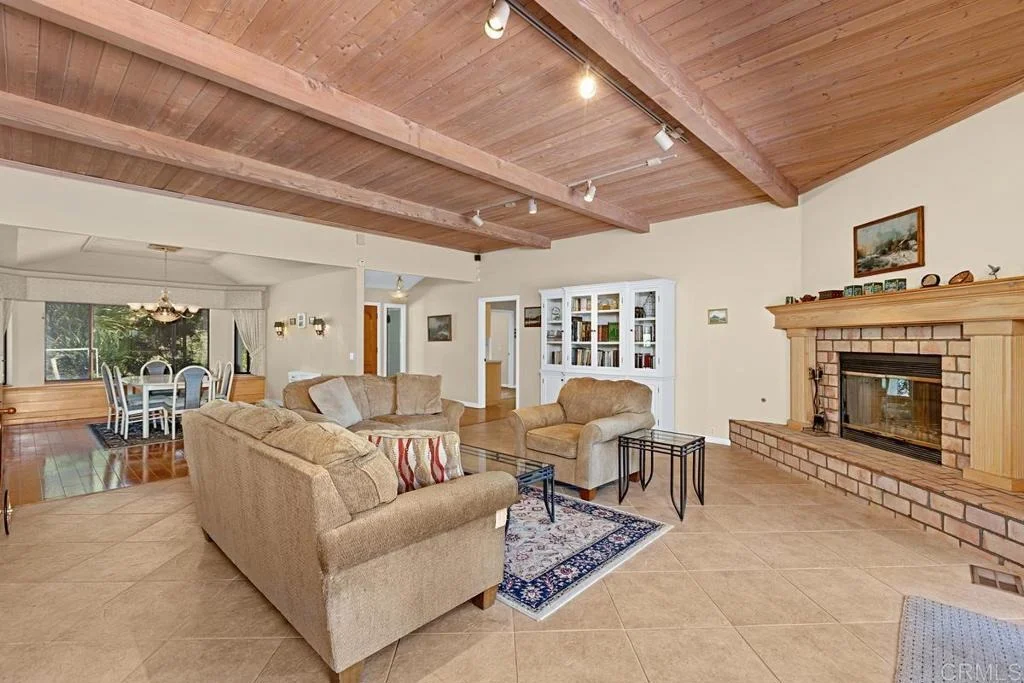 Photo of 3911 Alta Vista Drive