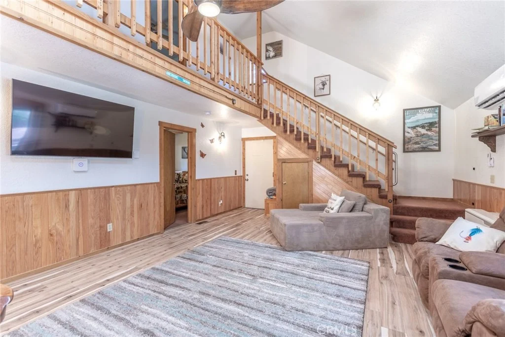 Photo of 12505 Sugarloaf