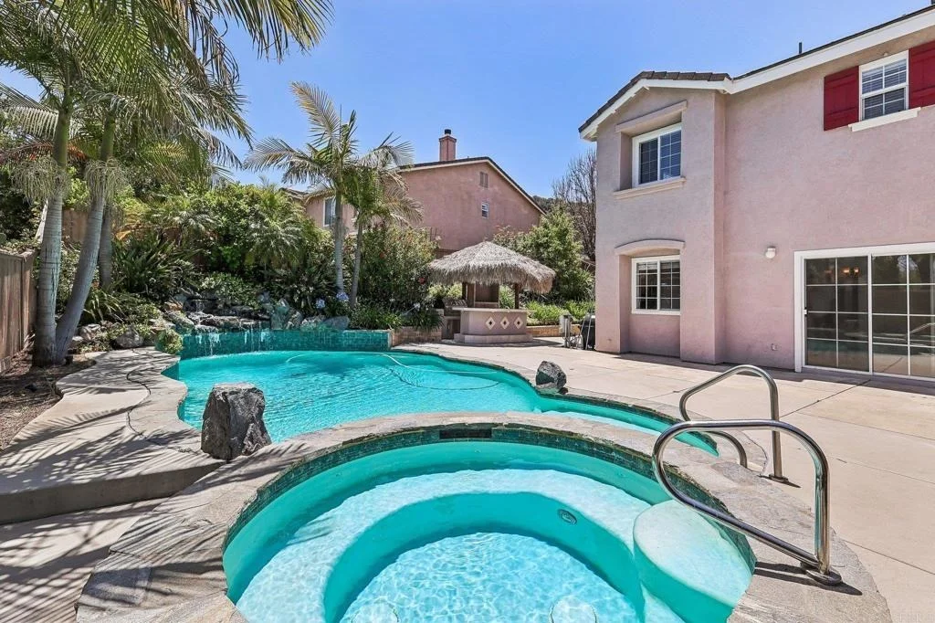 Photo of 915 Applewilde Drive