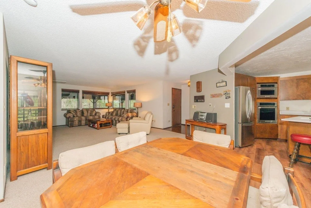 Photo of 410 Lake Forest Dr.