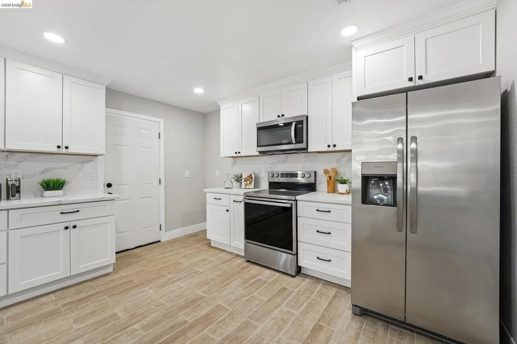 Photo of 449 GILCREST