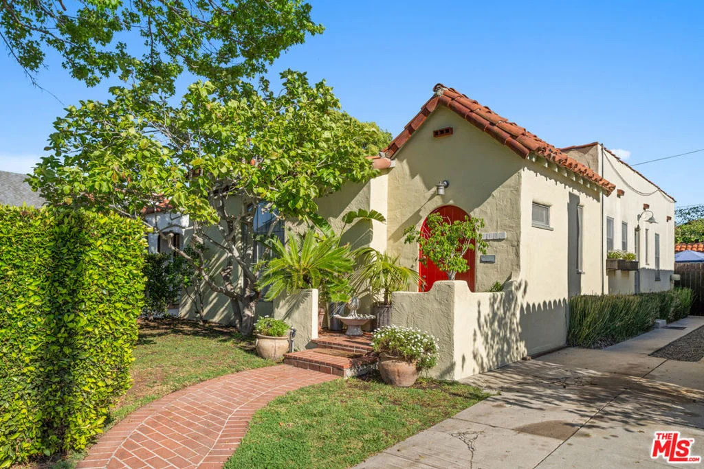 Photo of 1118 Grant Avenue