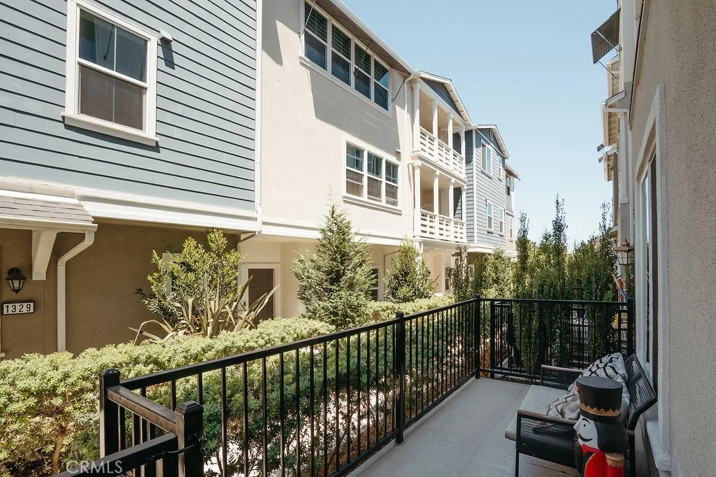 Photo of 1341 Reliance