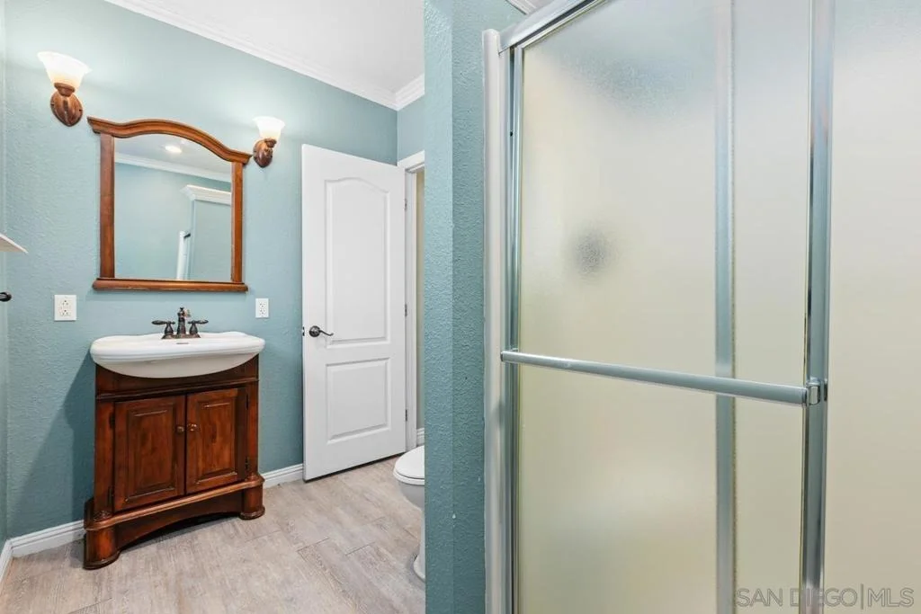 Photo of 3562 S Mission Road
